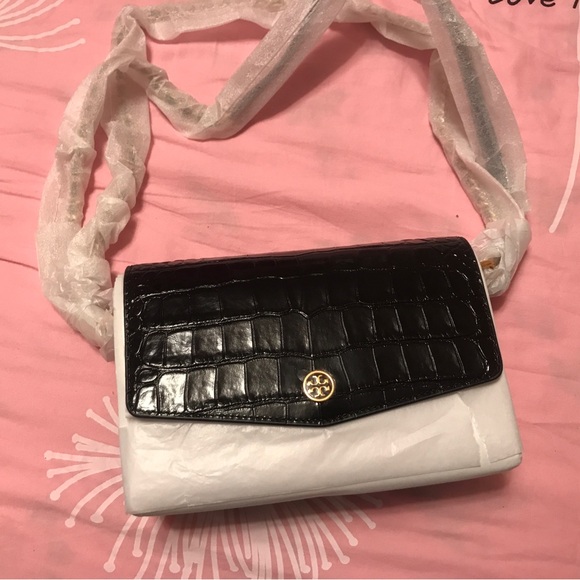 TORY BURCH Robinson Embossed Mini Shoulder Bag - Picture 4 of 6